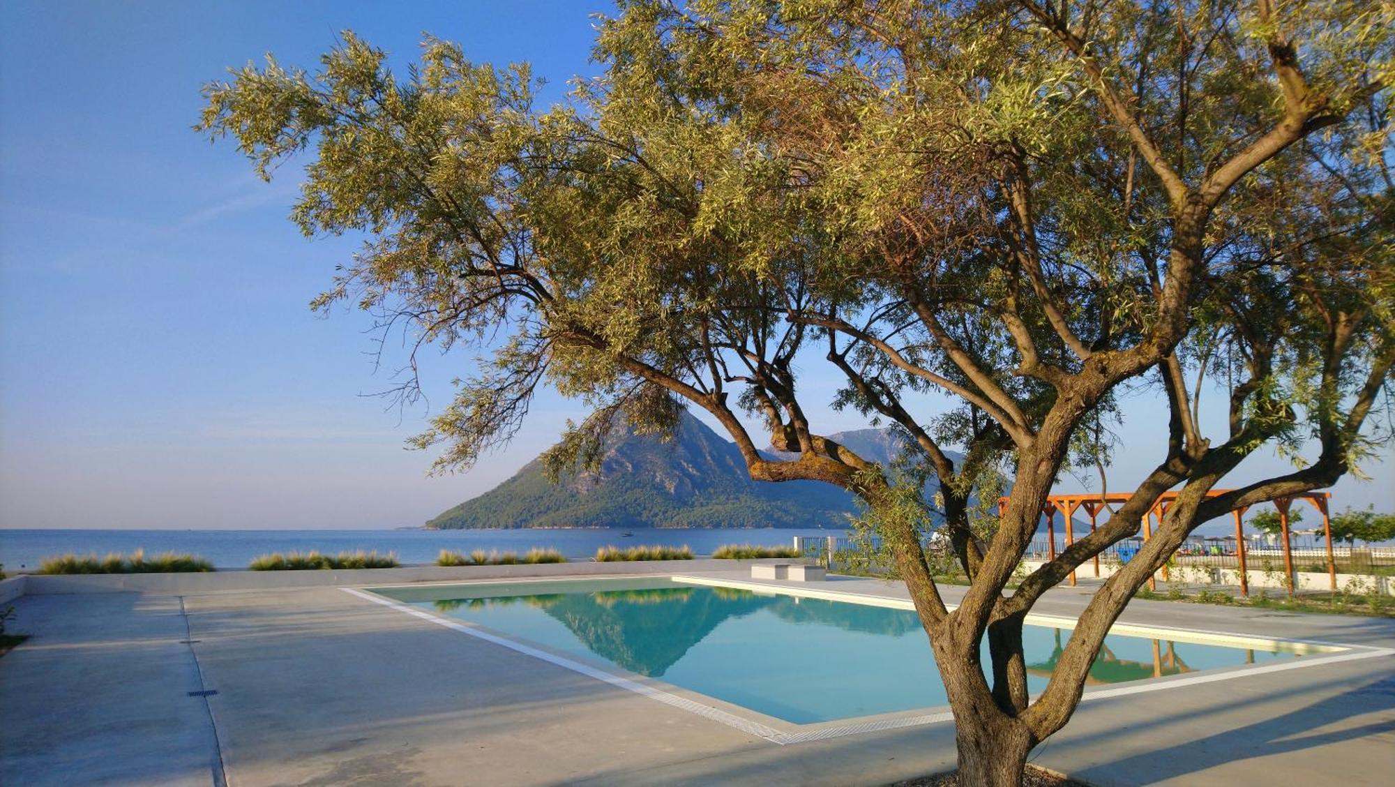Costa Ionica - Mytikas Seaside Hotel Kültér fotó